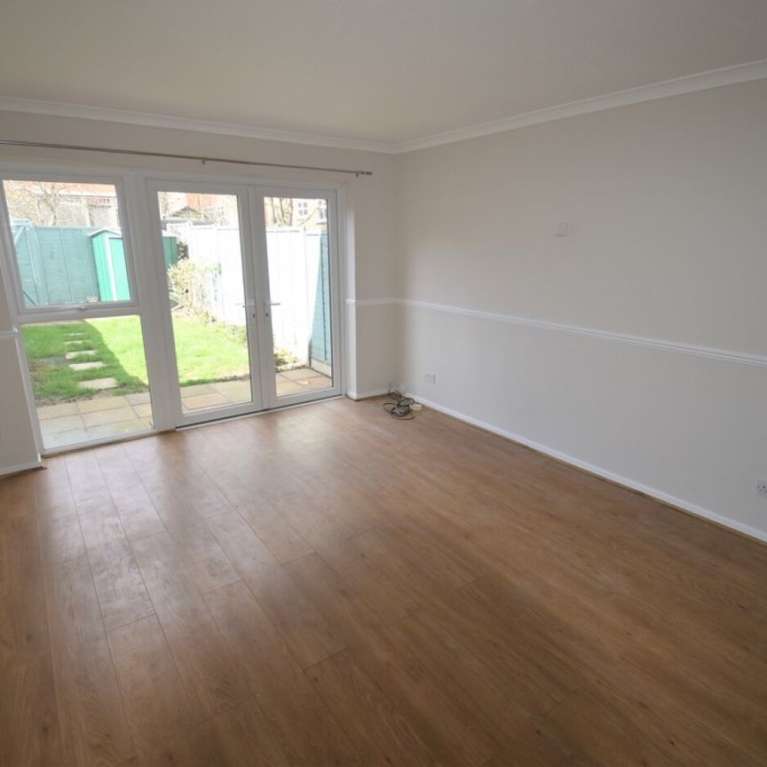 2 bedroom House - NURSERY GARDENS, WELWYN GARDEN CITY - Photo 1