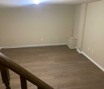 For Lease - 50 CHAPMAN Court Unit# 27, London North, Ontario - Photo 3