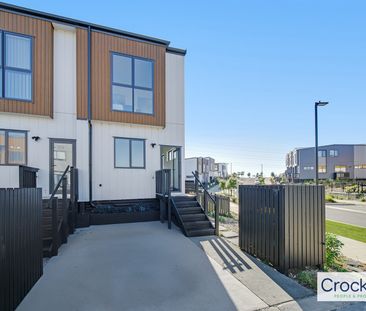 Stylish 3-bedroom, 2-bathroom home - Photo 5