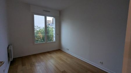 location Appartement F4 DE 112.17m² À NEUILLY SUR SEINE - Photo 3