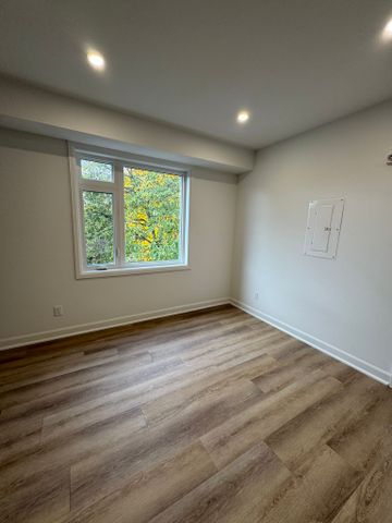 123 Harvey St #1, Ottawa, ON K1S 0A8 - Photo 2