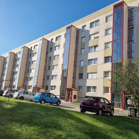 Vierraumwohnung mit Balkon und Blick ins Grüne - Foto 4