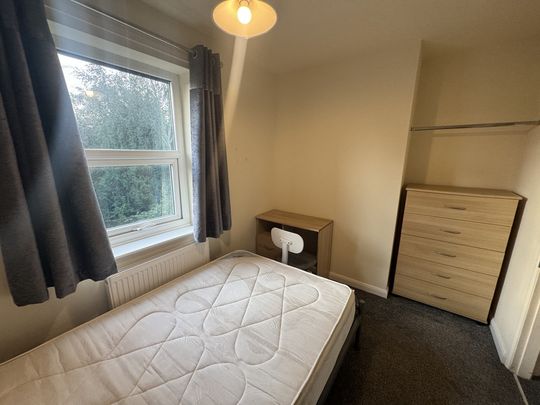 Starkey Crescent, Tang Hall - P2214 - Photo 1