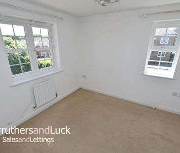2 bedroom terraced house to rent - Photo 2