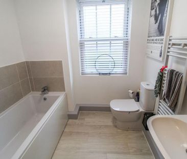 2 bedroom flat to rent - Photo 6