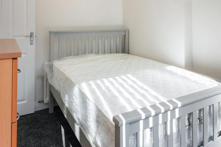 51 Lisburn Avenue, Lisburn Road, Belfast BT9 7FX - Photo 4