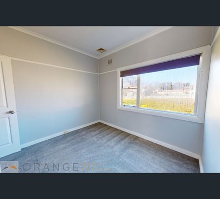 4 Tobruk Circuit, Orange, NSW 2800 - Photo 3