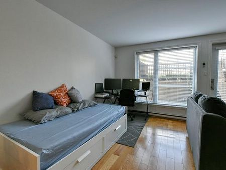 406 Rue St Roch - Photo 3