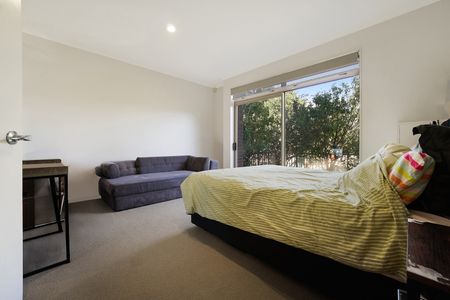 Large Executive Family Home - Photo 5