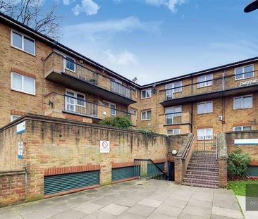 Wesley Close, Kennington, SE17 - Photo 2