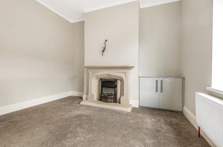 2 bedroom House To Let - Photo 2