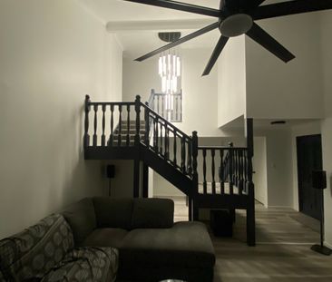 Helensvale - Photo 1