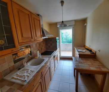 Location Appartement 2 pièces 48m² MARSEILLE 8ème - Photo 1