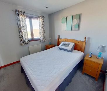 2 bedroom semi-detached house to rent - Photo 4