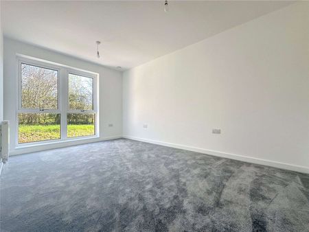 Pulling-road, Pinhoe - Photo 5