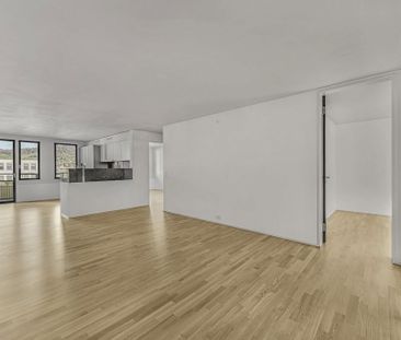 4.5 Zimmer, 98 m², 7. Stock - Photo 1