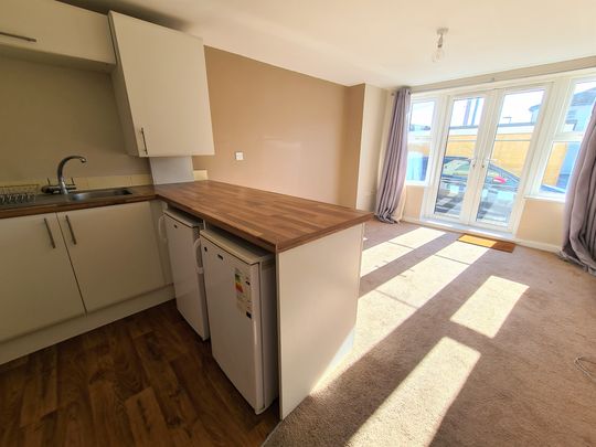 2 bedroom apartment to rent - Photo 1