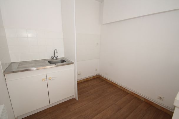 Location Appartement 2 pièces 35m² CERCY LA TOUR 58340 - Photo 1
