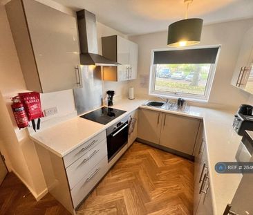 1 bedroom in a house share to rent - Photo 6