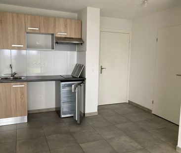 Location Appartement 2 pièces 42m² FONBEAUZARD 31140 - Photo 2