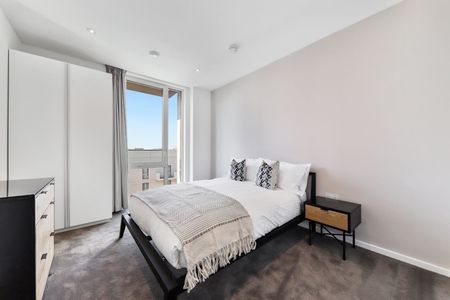 Taffeta House, E20 1BL, London - Photo 4