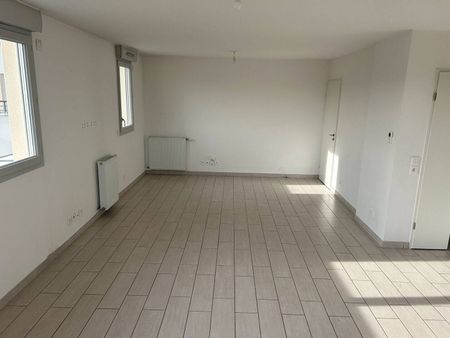 Location appartement 3 pièces 84.43 m² à Ferney-Voltaire (01210) - Photo 4