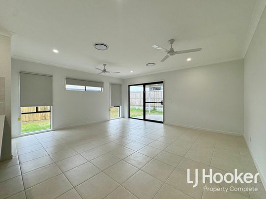 Brand New in Birnam Views - Ducted Air Conditioning - 2 x Living Zones - Photo 1