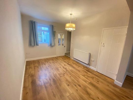 2 bedroom terraced house to rent - Photo 1