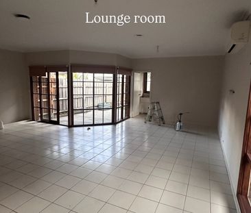 South Yarra - Photo 4