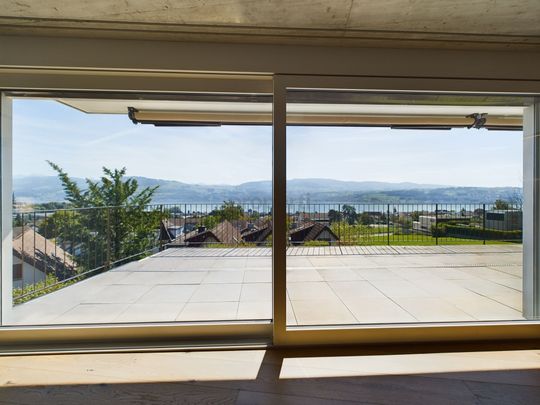 Atemberaubende 4.5 Zimmer-Attikawohnung mit herrlicher Berg- und Seesicht in Stäfa - Foto 1