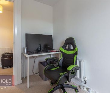 3 bedroom semi-detached house to rent - Photo 4