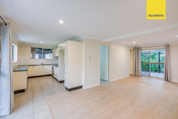 33 Rising Street, Shailer Park QLD 4128 - House For Rent - $550 | Domain - Photo 1