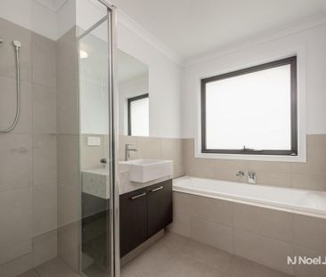 2/5 Claude Street, BAYSWATER - Photo 1
