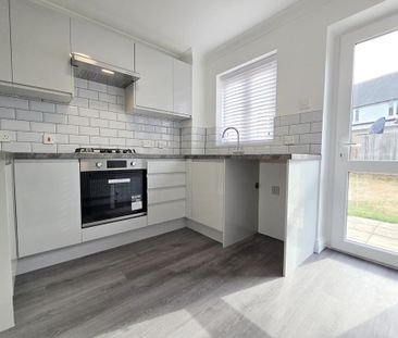 3 bedroom detached house to rent - Photo 5