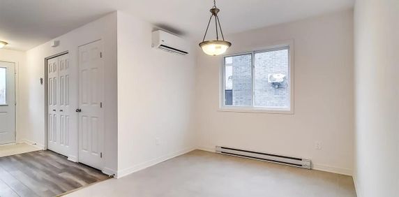 9 Rue De Liverpool (Hull) Profitez D'un Magnifique 4 1/2 - Photo 2