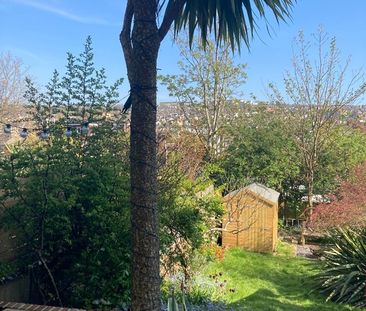 1 Bed Flat, Roundhill Crescent, BN2 - Photo 5