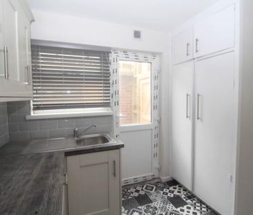 32 Spelga Place, Newtownards, BT23 4ND - Photo 4