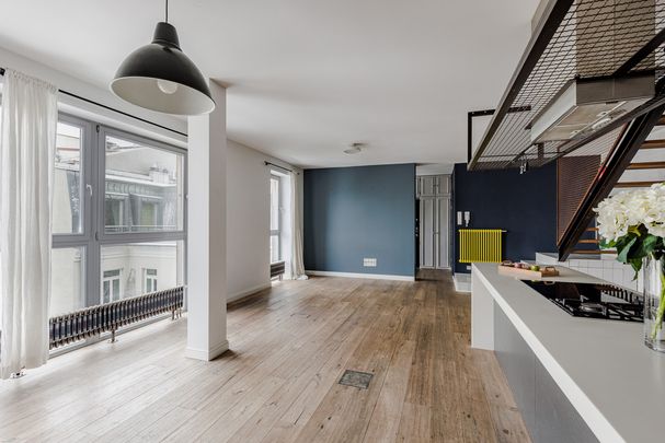 Nowoczesny apartament w centrum w kamienicy - Zdjęcie 1