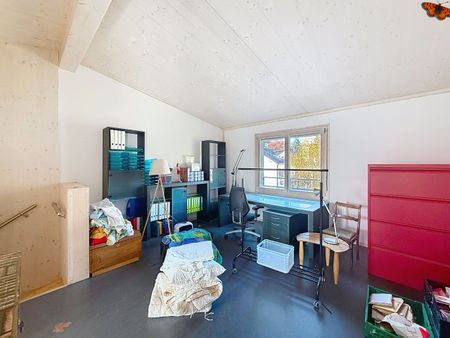 4½ PIÈCES - En triplex au calme! - Photo 3