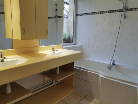 Location Appartement 3 pièces 78m² GRADIGNAN 33170 - Photo 4