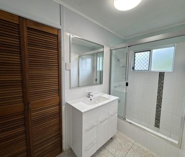 Charming Duplex in the Heart of Gulliver - Photo 6