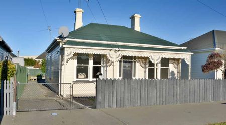 Charming Saint Kilda Rental Awaits You! - Photo 4