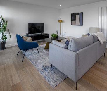2 bedroom penthouse to rent - Photo 3