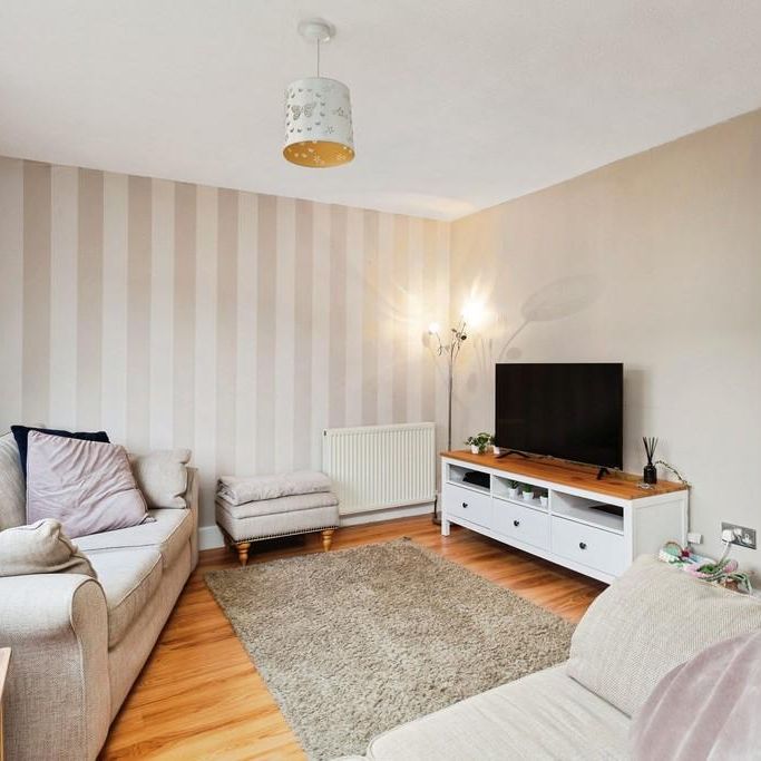 2 bedroom terraced house to rent - Photo 1