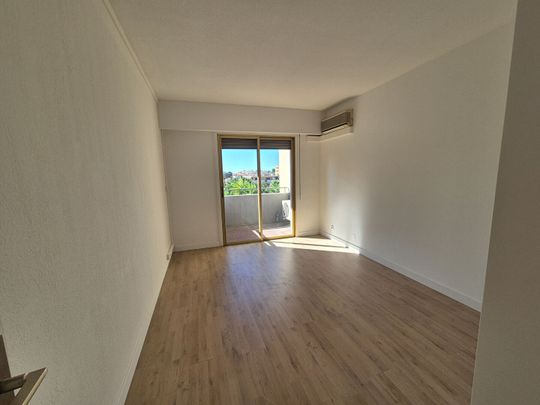 Location Appartement 2 pièces 27m² LE CANNET 06110 - Photo 1