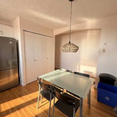 3-1/2 à 2 pas Université et commerces - Photo 4