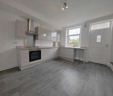 2 bedroom terraced house to rent - Photo 5