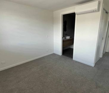 High spec two-bedroom townhouse - Photo 1