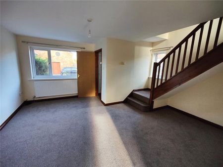 3 bedroom end of terrace house to rent - Photo 2