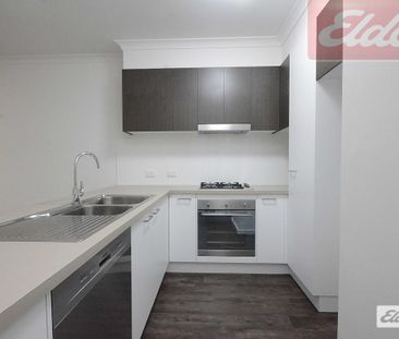 Modern Central Townhouse - Photo 2